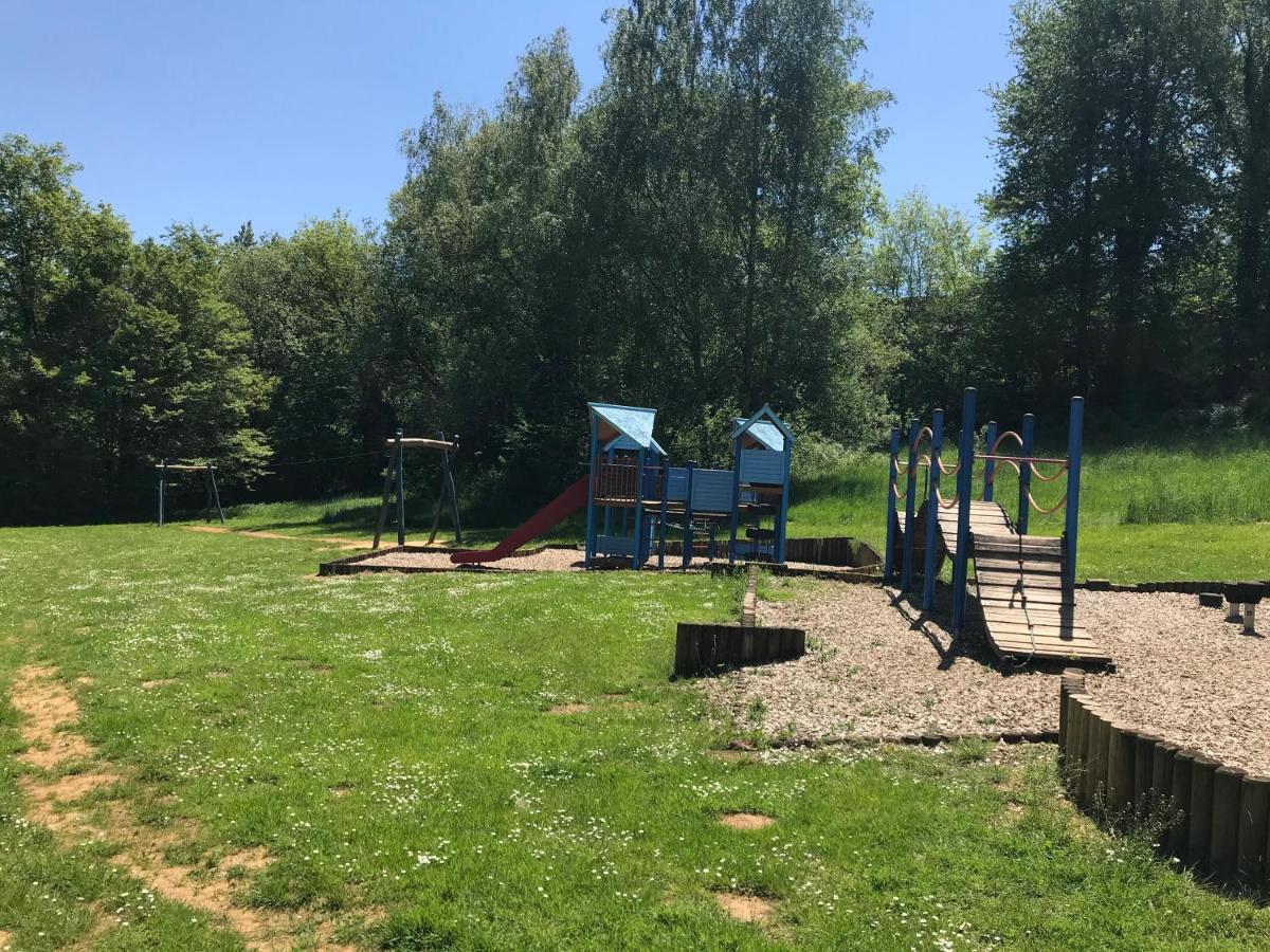 Le repaire des hérissons Vallée de Rabais Virton Exterior foto